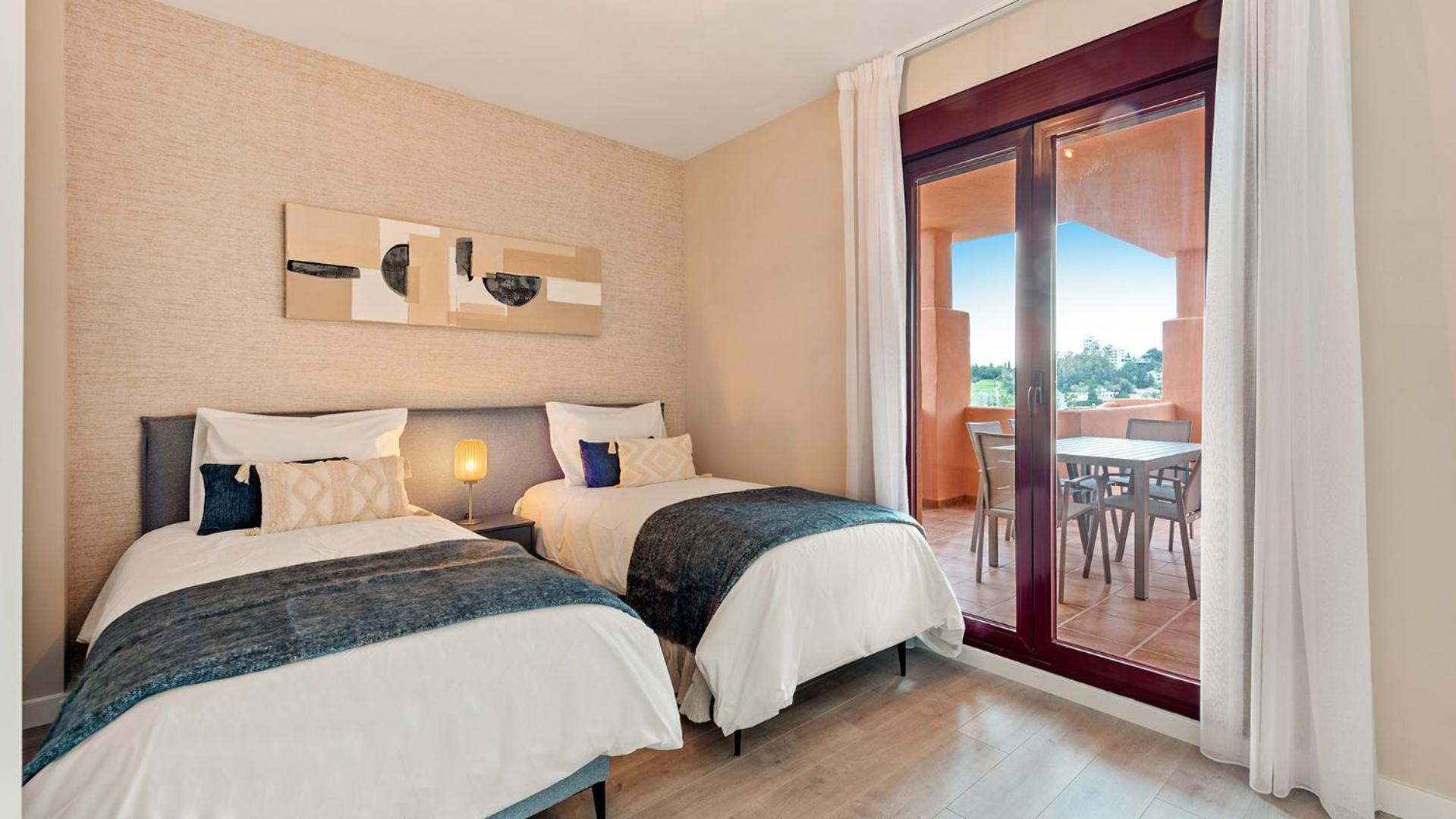 Royal Marbella Golf Resort Estepona Exterior photo
