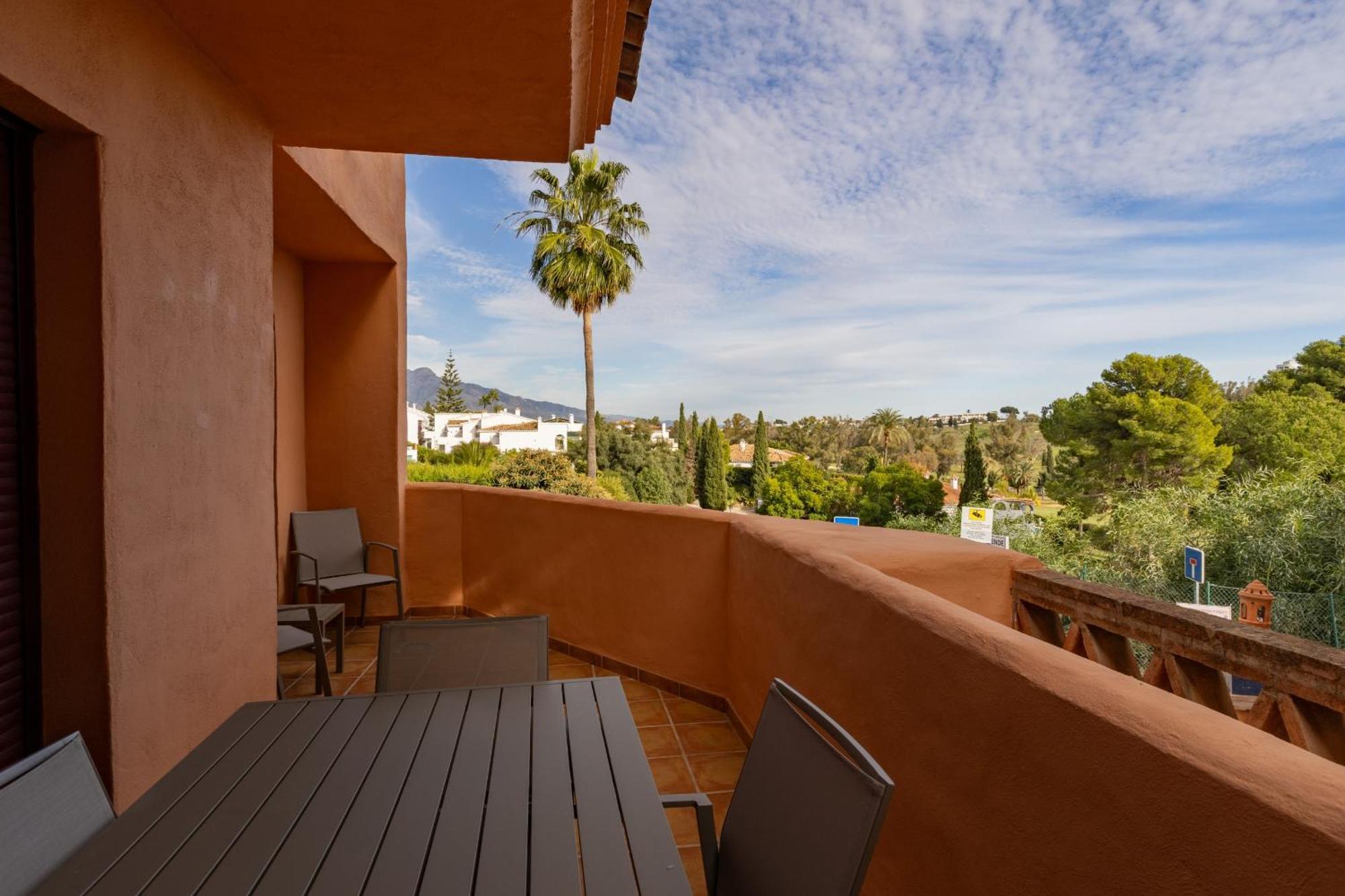 Royal Marbella Golf Resort Estepona Exterior photo