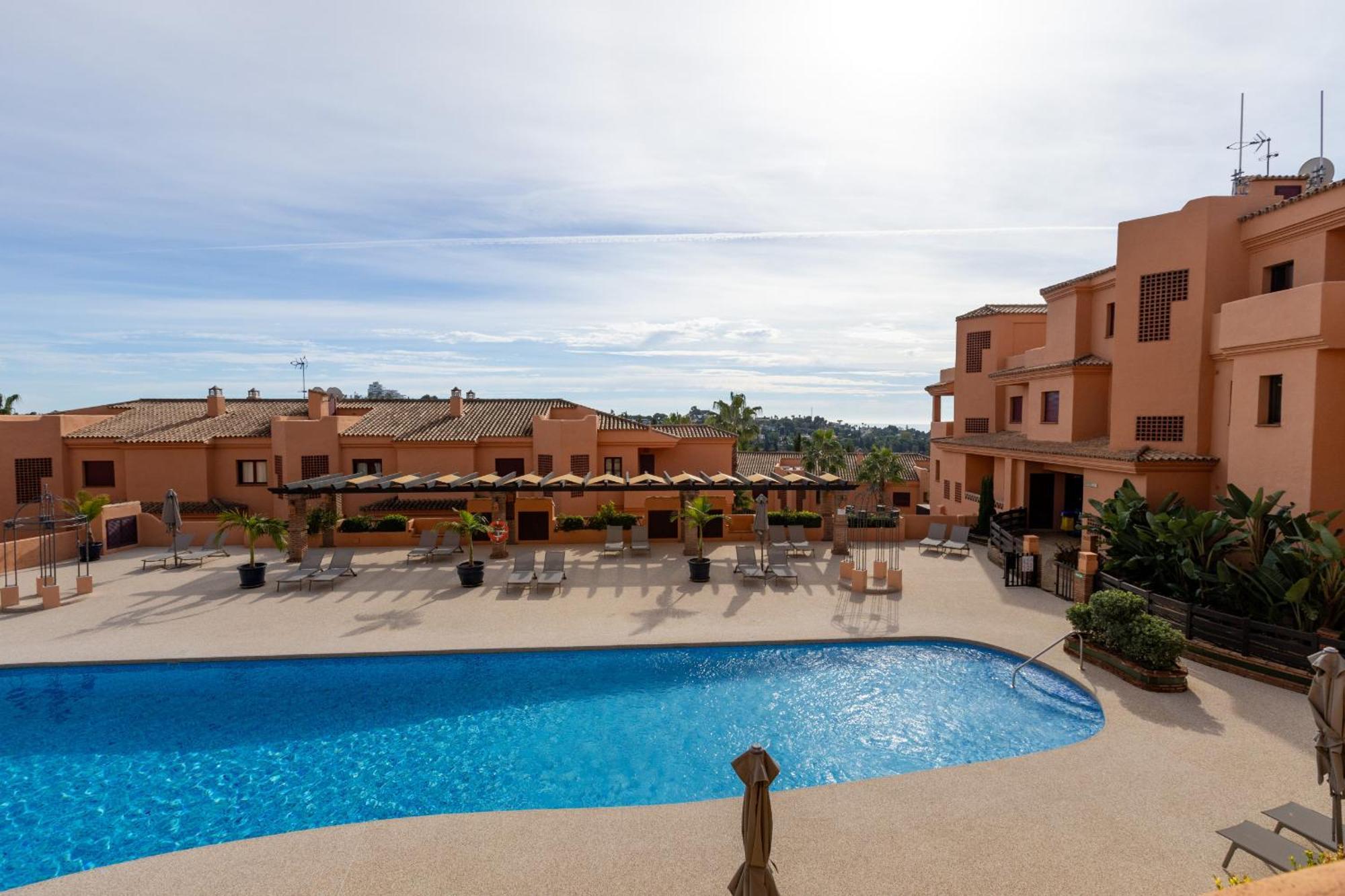 Royal Marbella Golf Resort Estepona Exterior photo