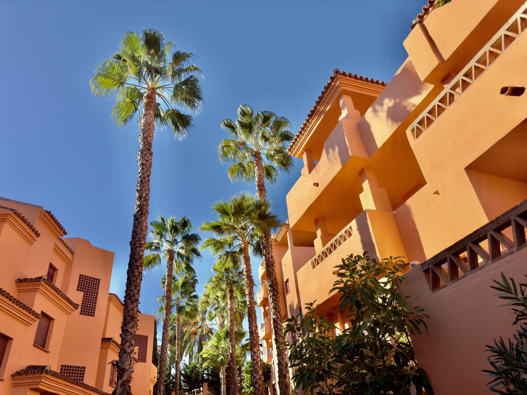 Royal Marbella Golf Resort Estepona Exterior photo