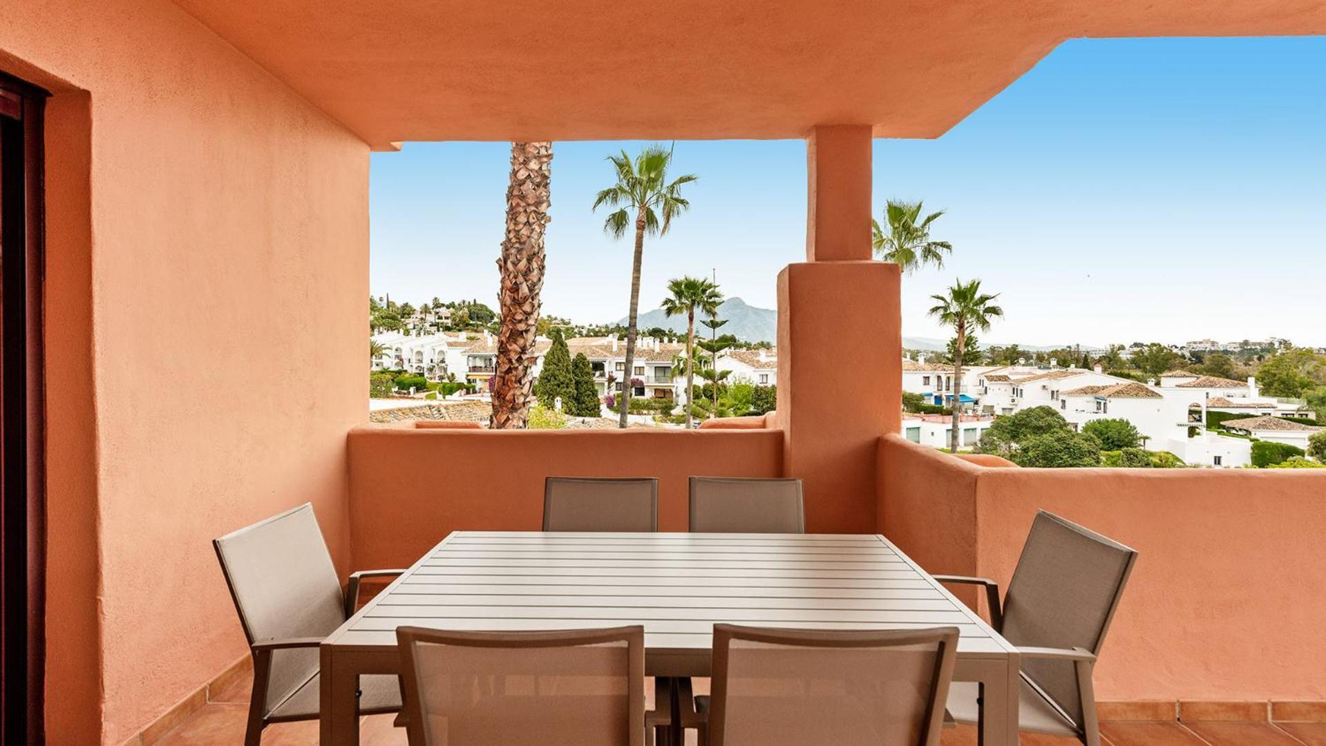 Royal Marbella Golf Resort Estepona Exterior photo