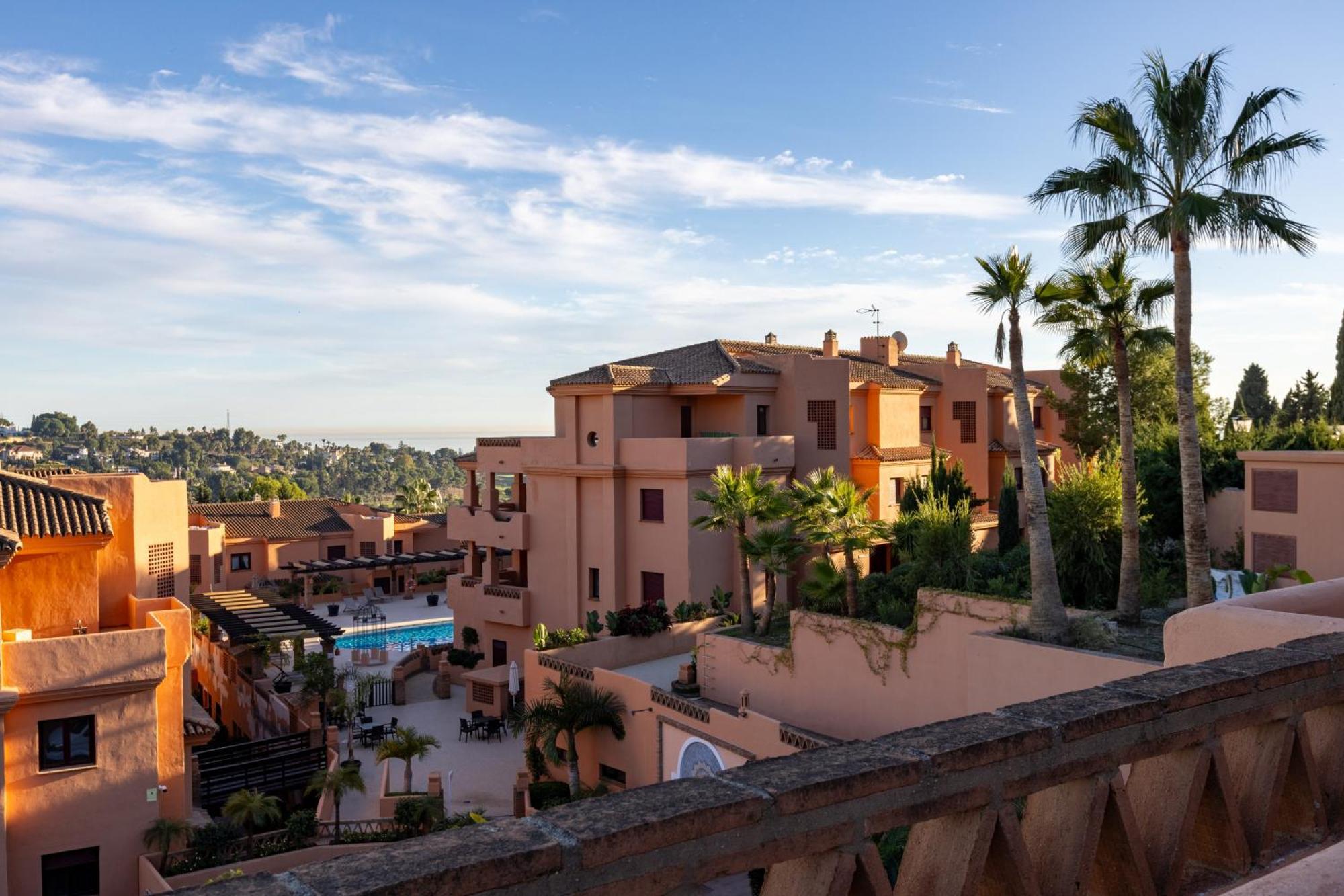 Royal Marbella Golf Resort Estepona Exterior photo