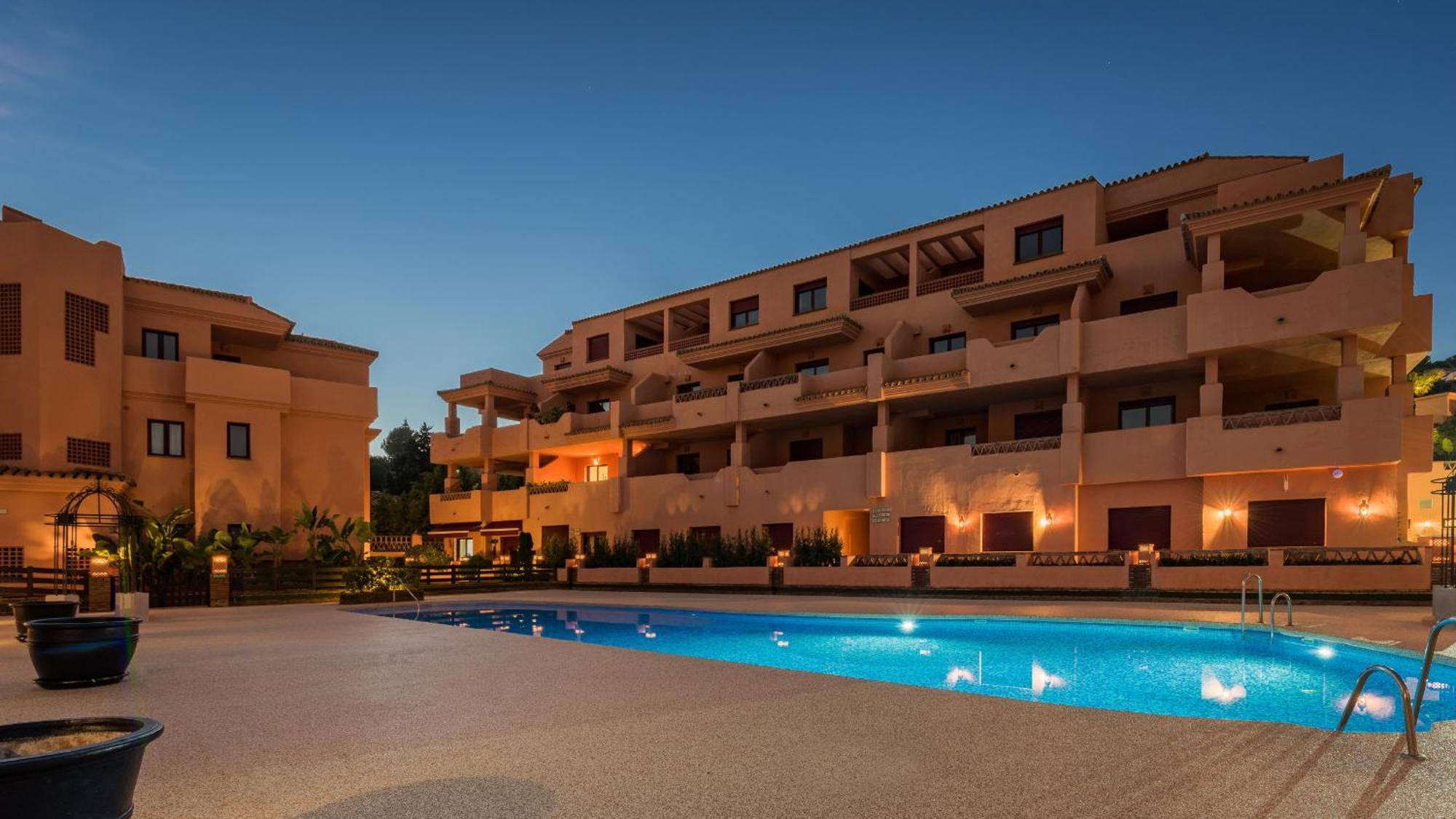 Royal Marbella Golf Resort Estepona Exterior photo